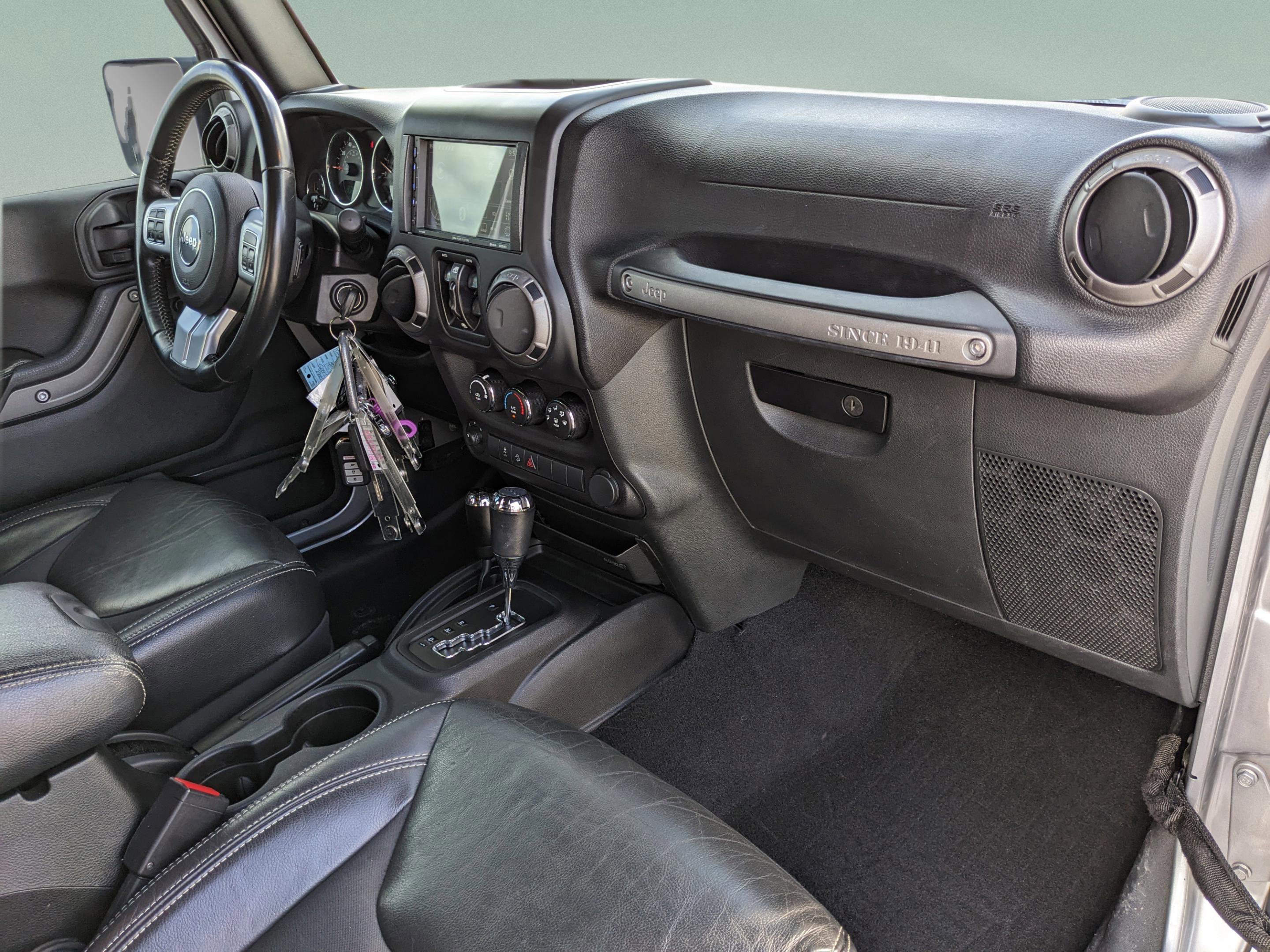 Used 2016 Jeep Wrangler Unlimited Sport image 17