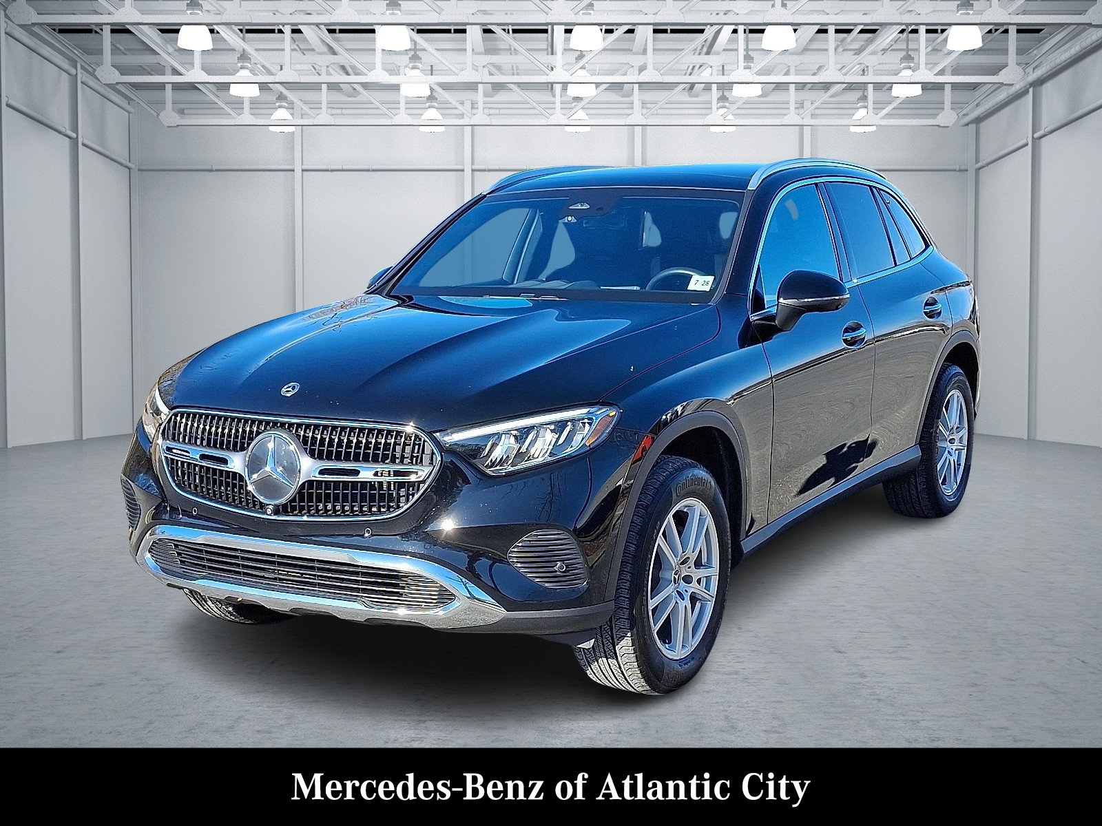 Certified 2023 Mercedes-Benz GLC 300 4MATIC image 3