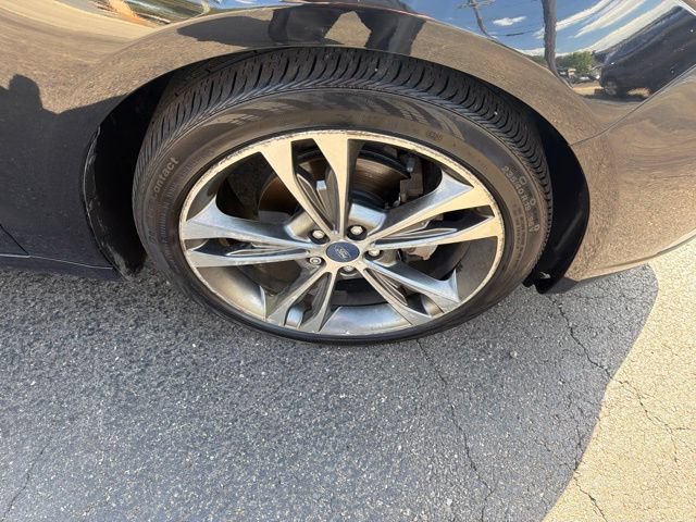 Used 2019 Ford Fusion Titanium FWD image 9