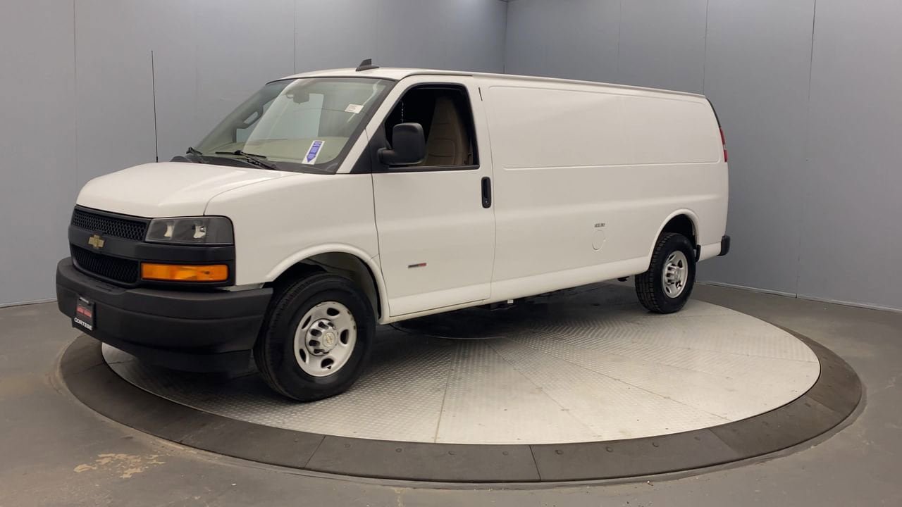 Used 2021 Chevrolet Express 2500 Extended w/ Driver Convenience Package RWD image 9