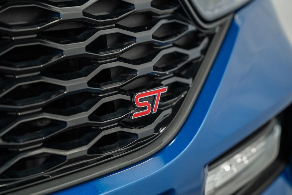 Used 2020 Ford Explorer ST w/ ST High-Performance Pack AWD/4WD image 13