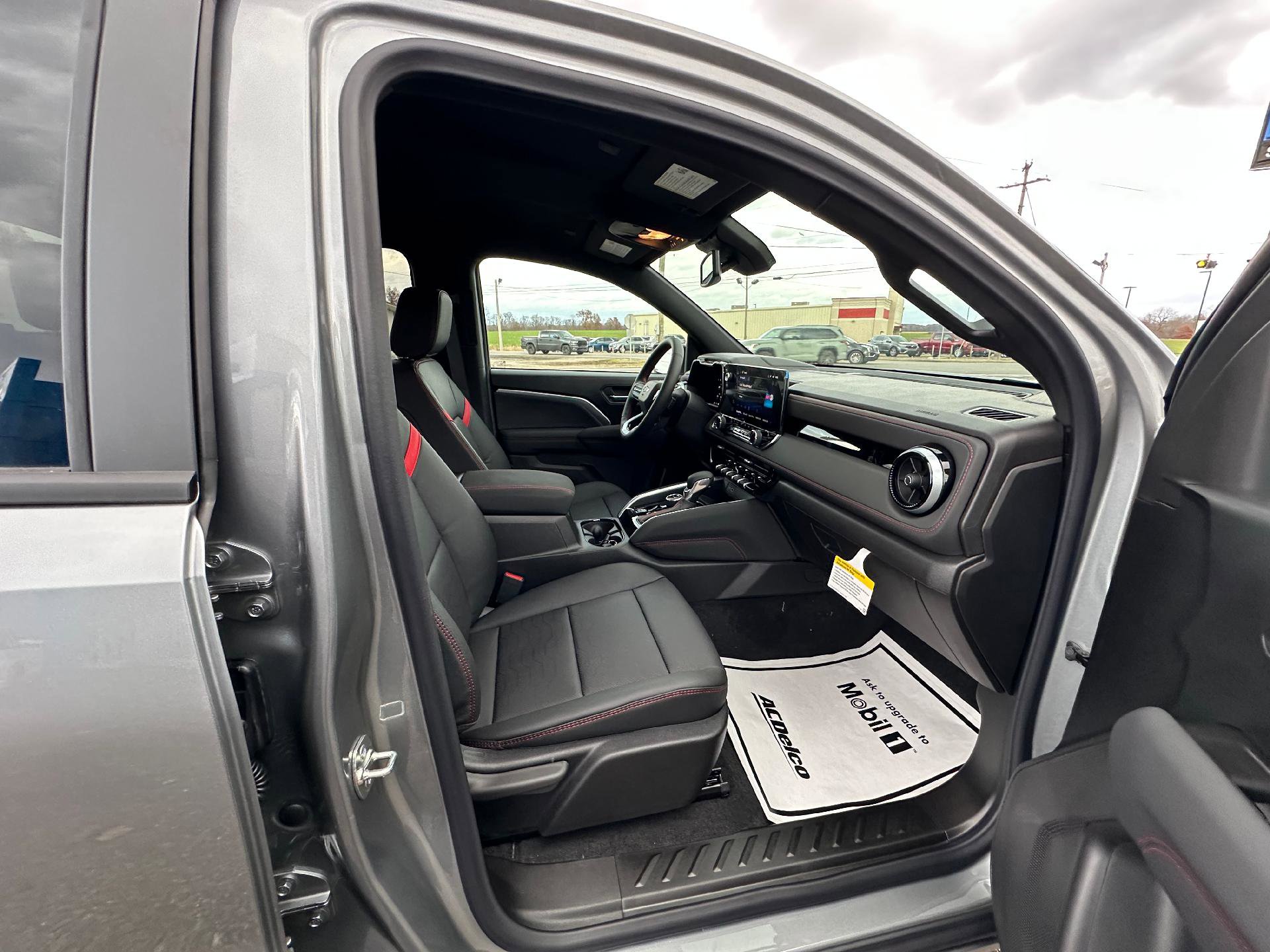 New 2026 Chevrolet Colorado Z71 w/ Z71 Convenience Package 2 image 33