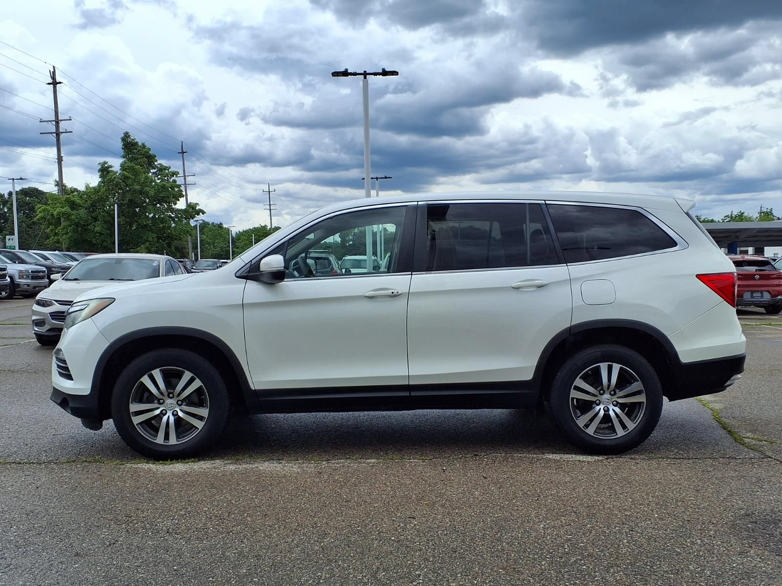 Used 2016 Honda Pilot EX image 8