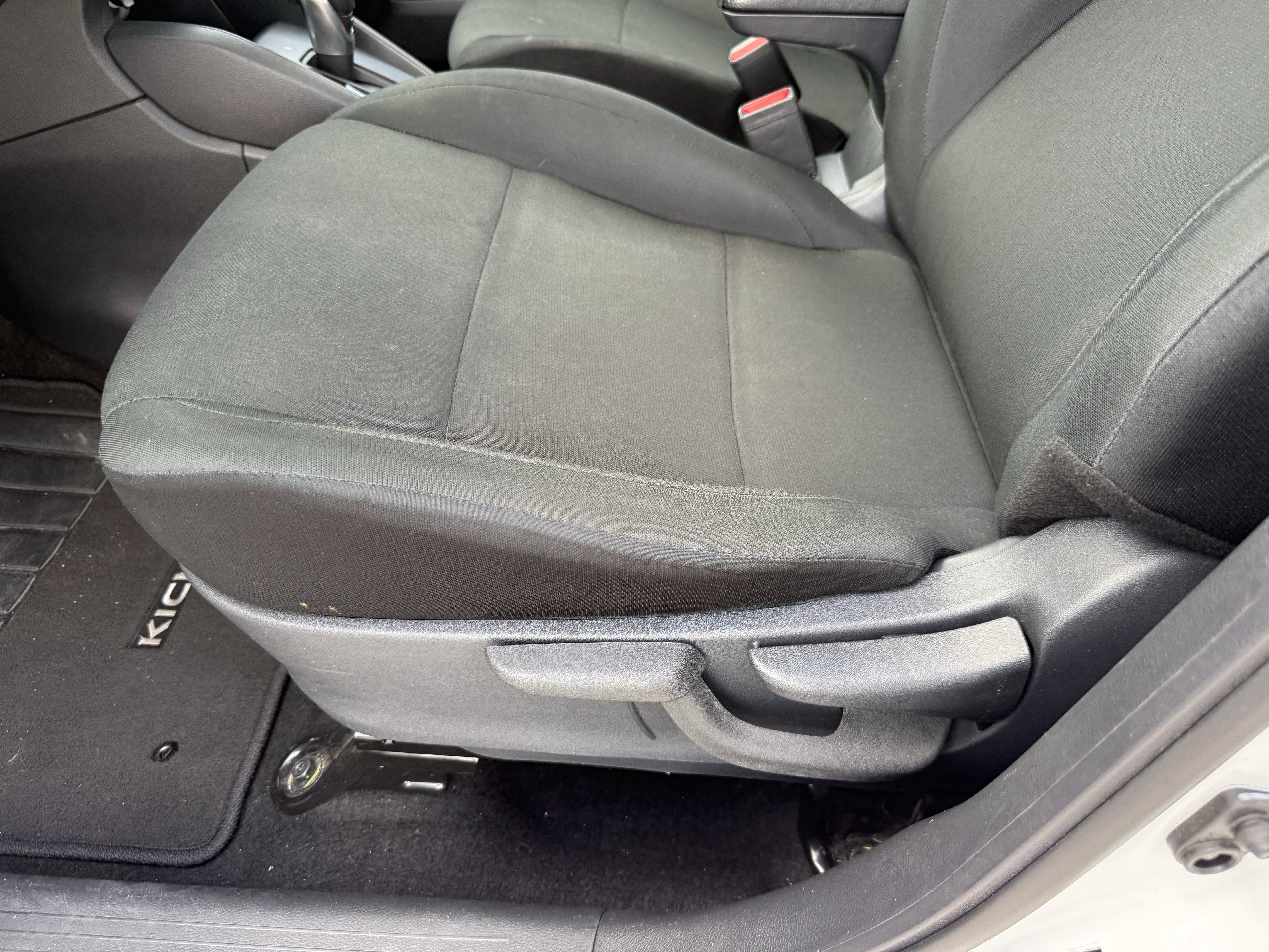 Used 2024 Nissan Kicks S FWD image 29