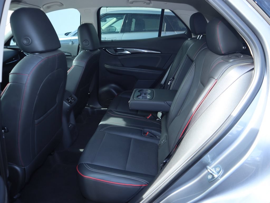 Used 2022 Buick Envision Essence w/ Technology Package I FWD image 11