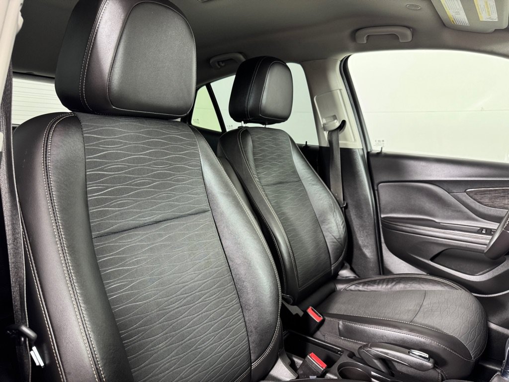 Used 2015 Buick Encore FWD image 24
