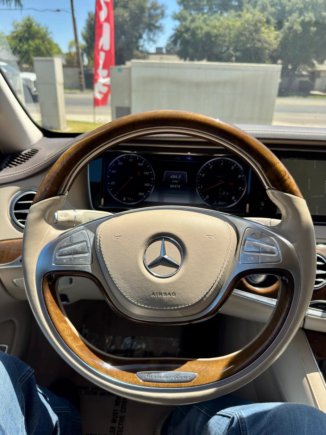 Used 2015 Mercedes-Benz S 550 Sedan image 9