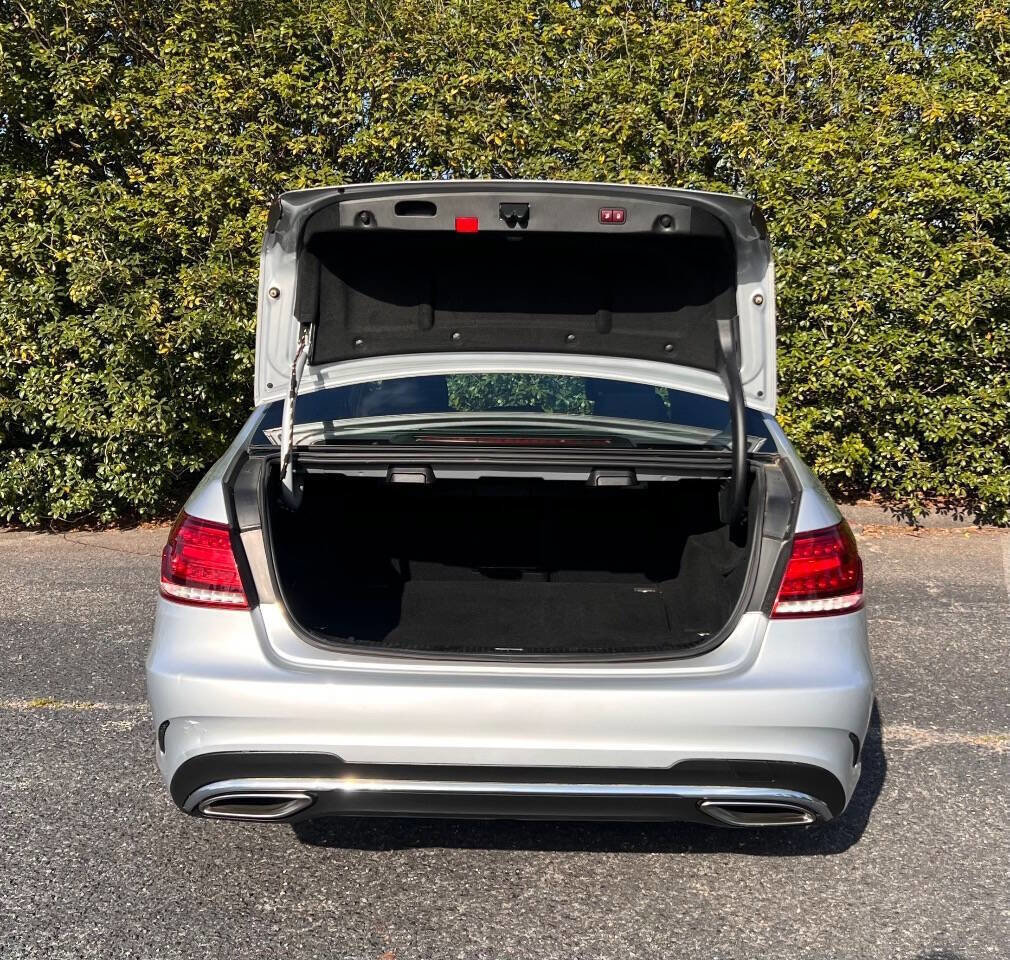 Used 2015 Mercedes-Benz E 350 Sedan image 7