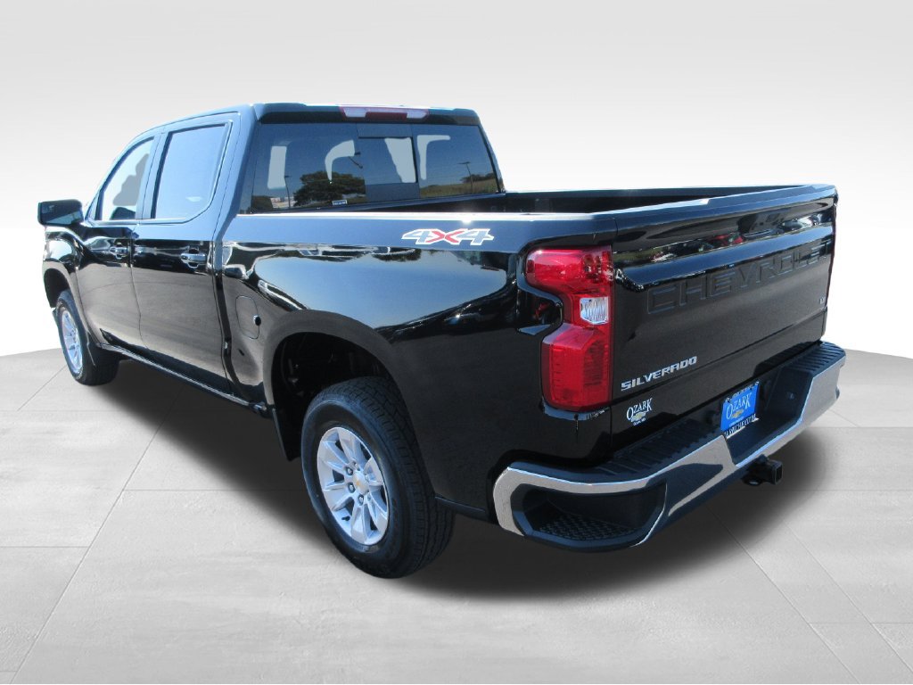 New 2026 Chevrolet Silverado 1500 LT w/ Convenience Package II AWD/4WD image 4