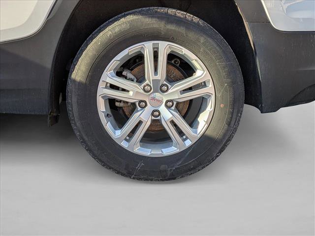 Used 2022 GMC Terrain SLE w/ Driver Convenience Package image 14