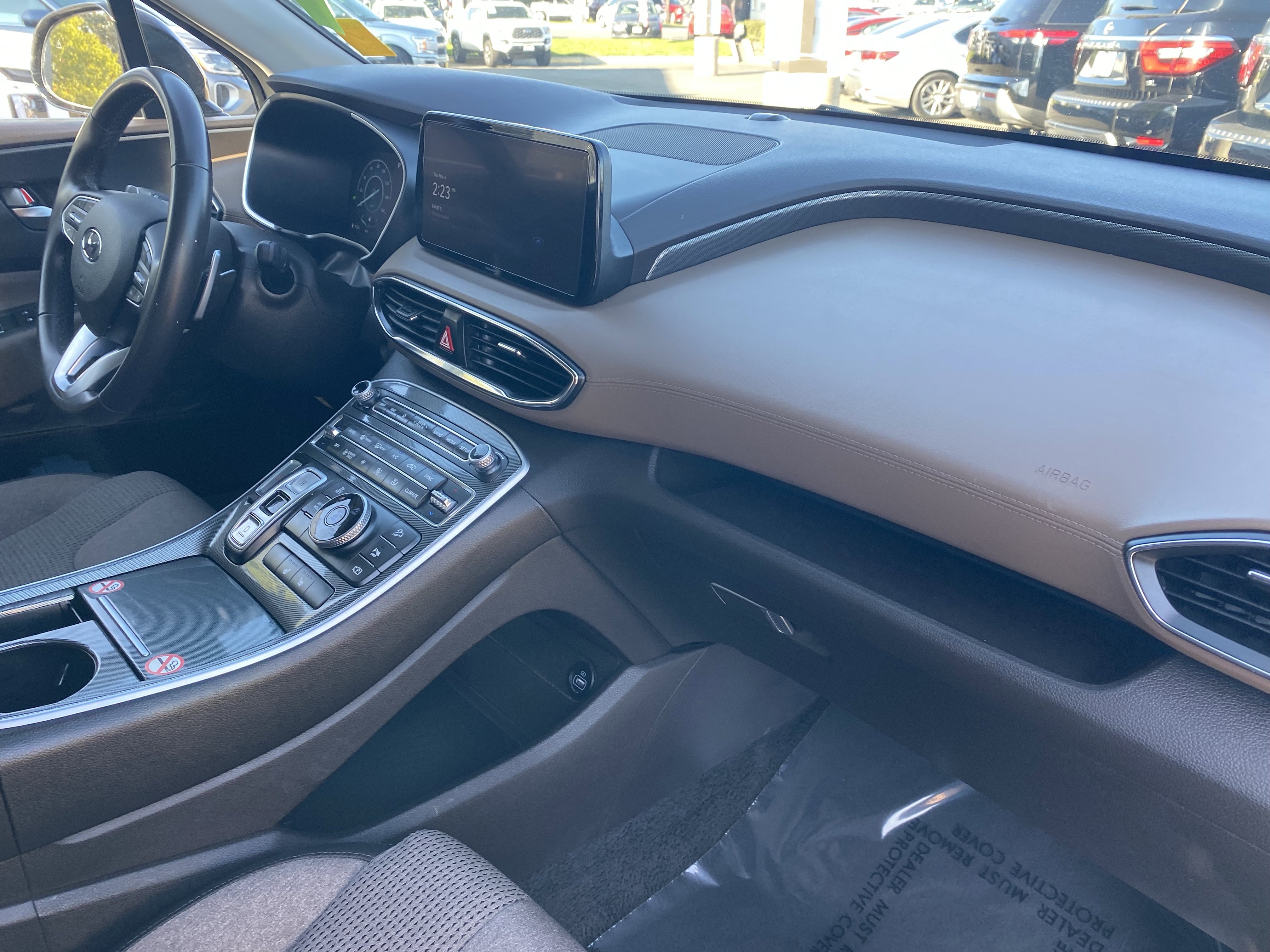 Used 2023 Hyundai Santa Fe SEL Convenience image 12