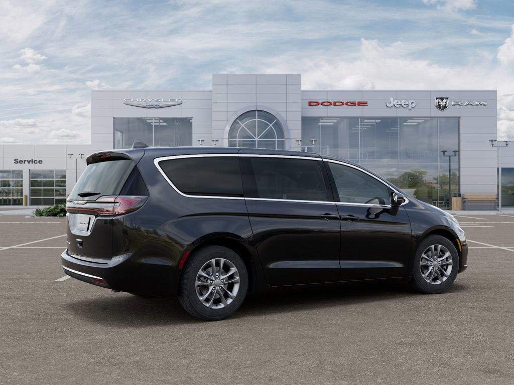 New 2026 Chrysler Pacifica Select FWD image 4