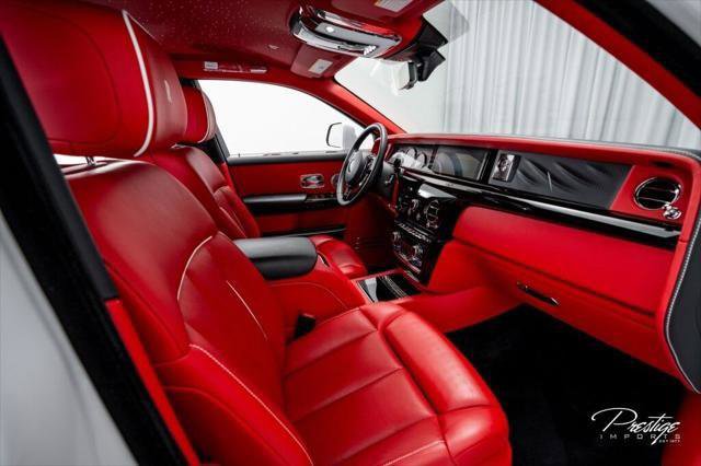 Used 2024 Rolls-Royce Phantom Sedan RWD image 42
