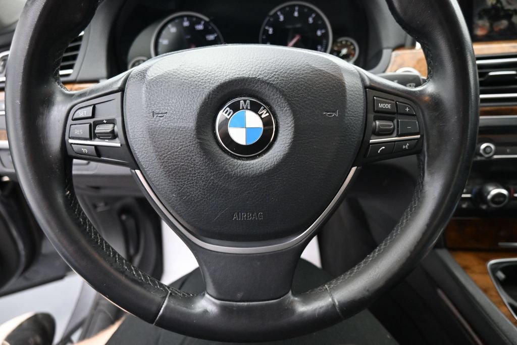 Used 2015 BMW 740i RWD image 16