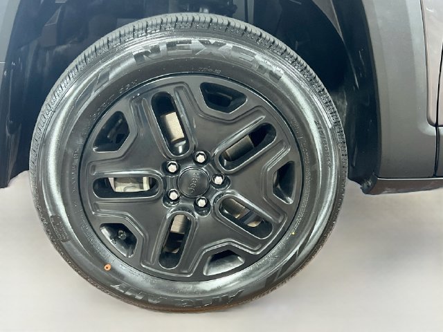 Used 2018 Jeep Renegade Sport w/ Power & Air Group AWD/4WD image 29