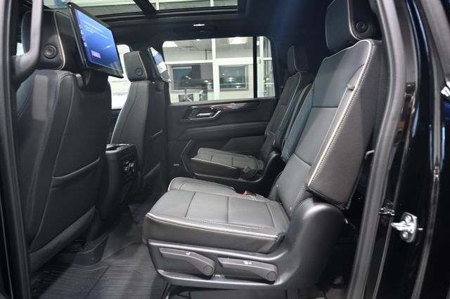 New 2026 GMC Yukon XL Elevation w/ Elevation Premium Package AWD/4WD image 11