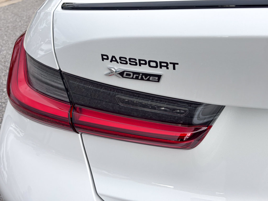 New 2026 BMW 330i xDrive Sedan w/ M Sport Package AWD/4WD image 6