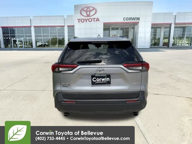 Used 2019 Toyota RAV4 XLE Premium w/ Protection Package FWD image 8