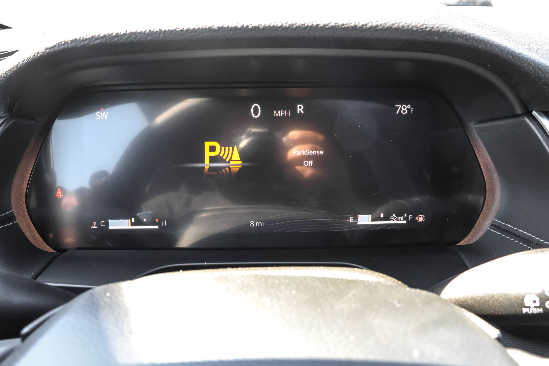 Used 2025 Jeep Grand Cherokee Altitude AWD/4WD image 23