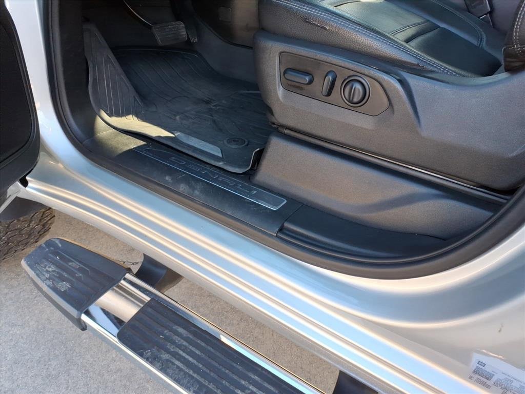 Used 2023 GMC Sierra 2500 Denali image 18