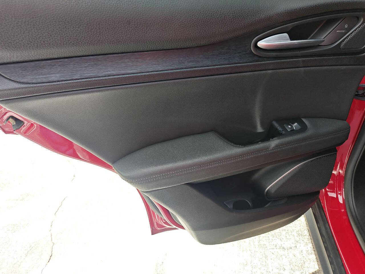 Used 2021 Alfa Romeo Stelvio Sprint w/ Sun & Sound Package AWD/4WD image 31