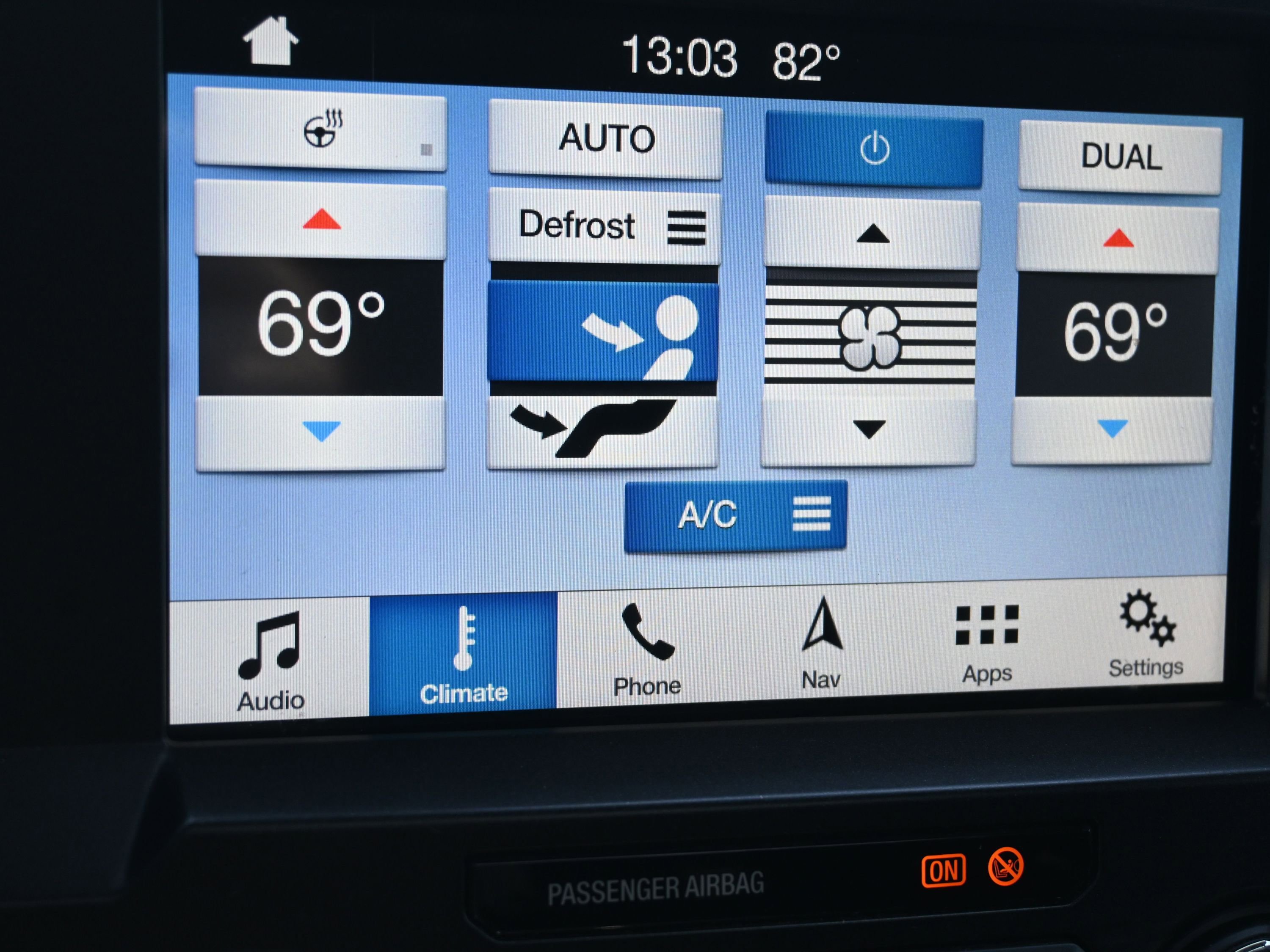 Used 2018 Ford F250 Lariat w/ Lariat Ultimate Package AWD/4WD image 15