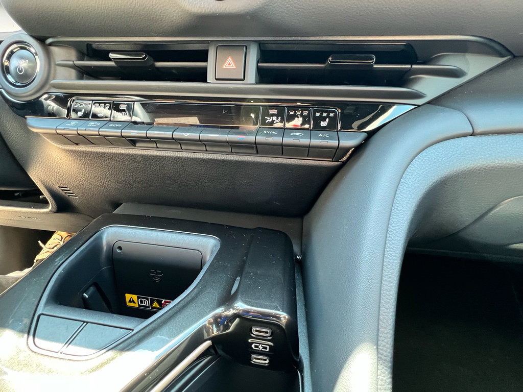 Used 2025 Toyota Crown XLE image 23