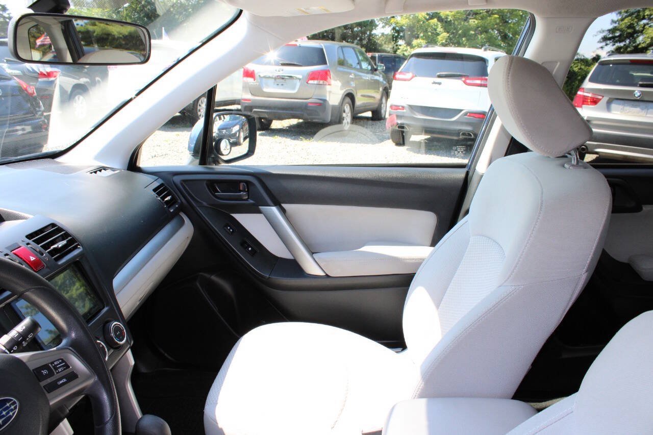 Used 2014 Subaru Forester 2.5i Premium AWD/4WD image 14