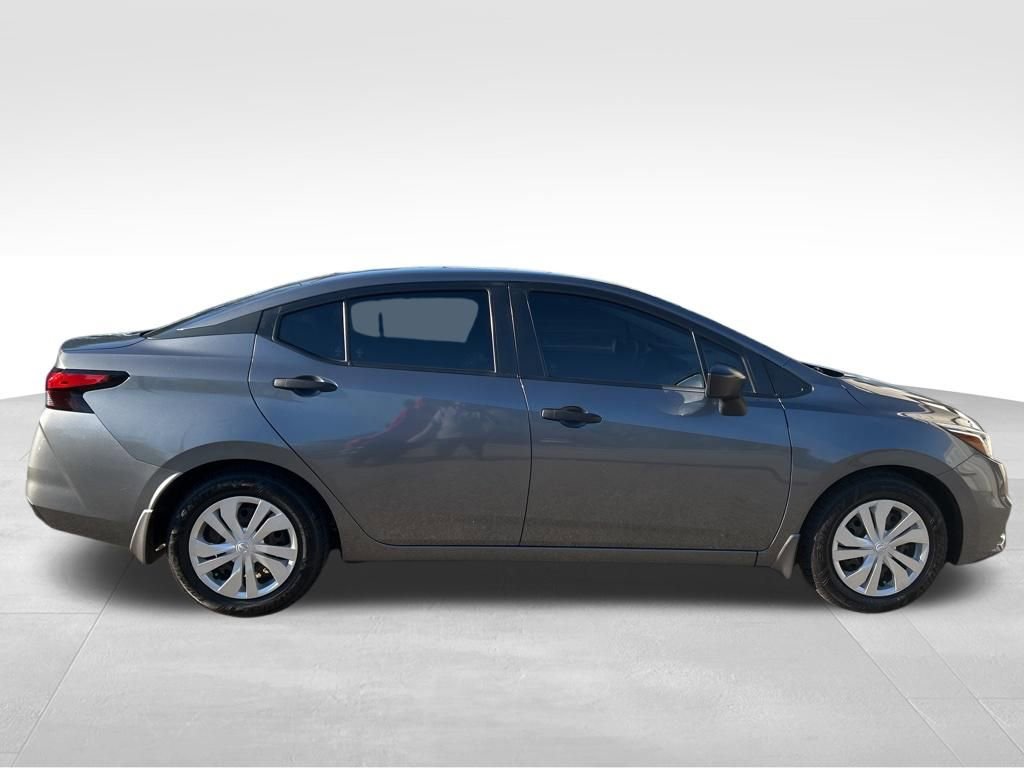 Used 2021 Nissan Versa S image 7