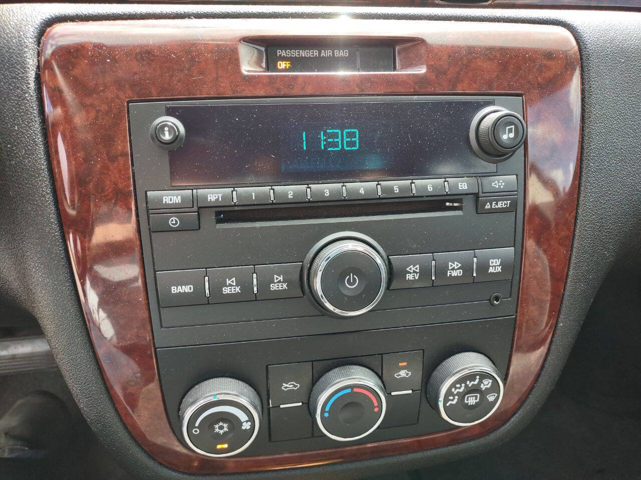 Used 2008 Chevrolet Impala LS FWD image 16