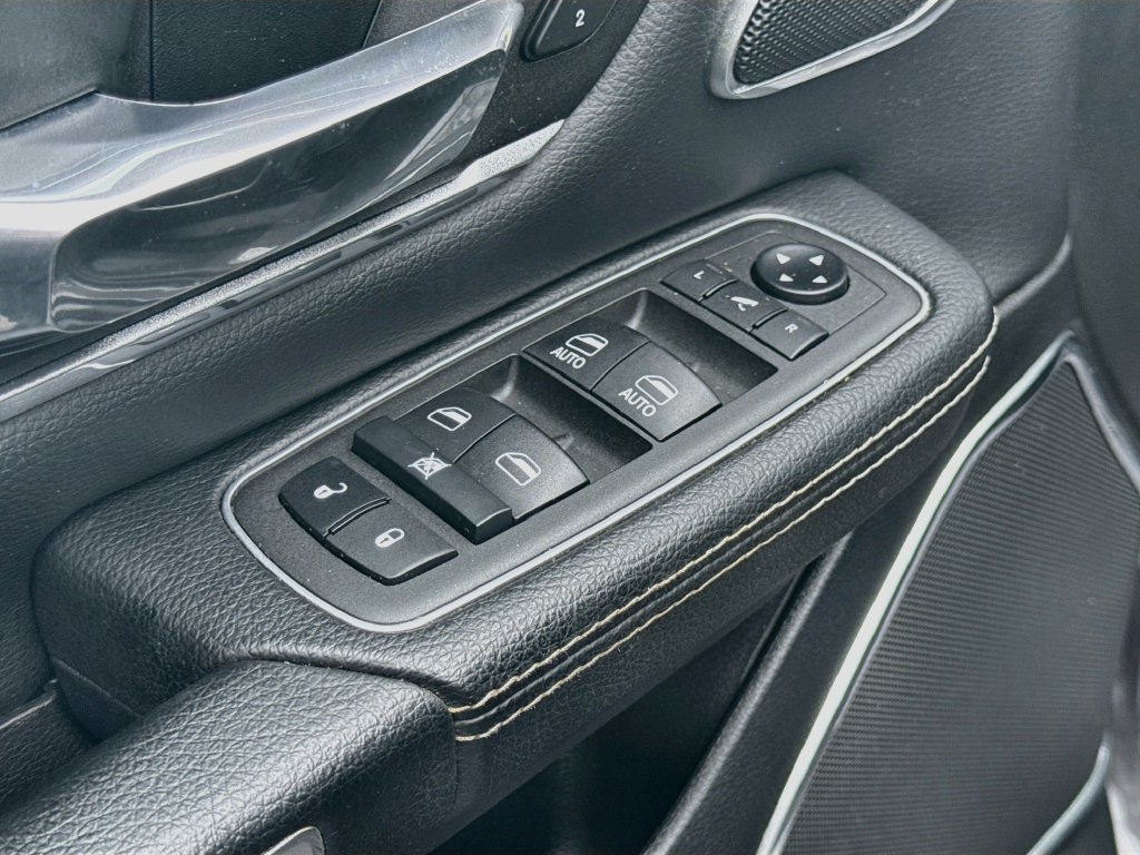 Used 2021 RAM 1500 Laramie AWD/4WD image 21