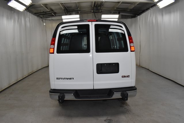 Used 2024 GMC Savana 2500 w/ Driver Convenience Package image 6