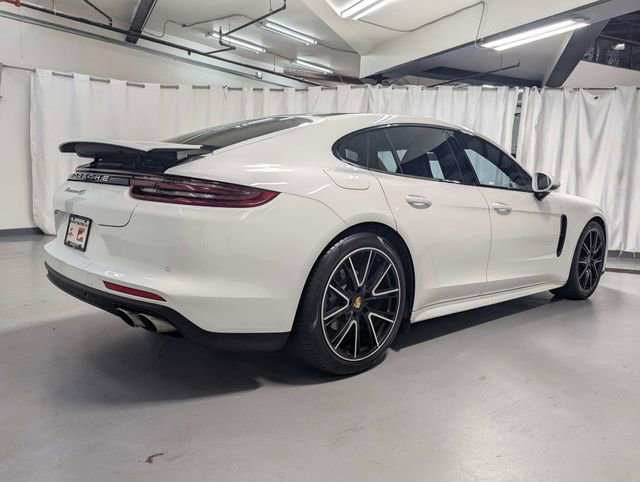 Used 2018 Porsche Panamera 4S w/ Premium Package Plus image 3