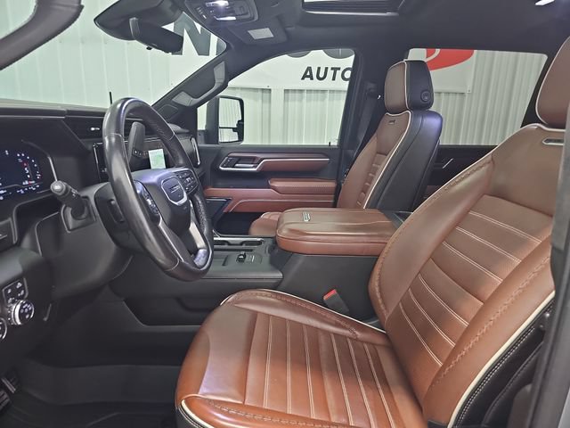 Used 2024 GMC Sierra 2500 Denali Ultimate AWD/4WD image 9