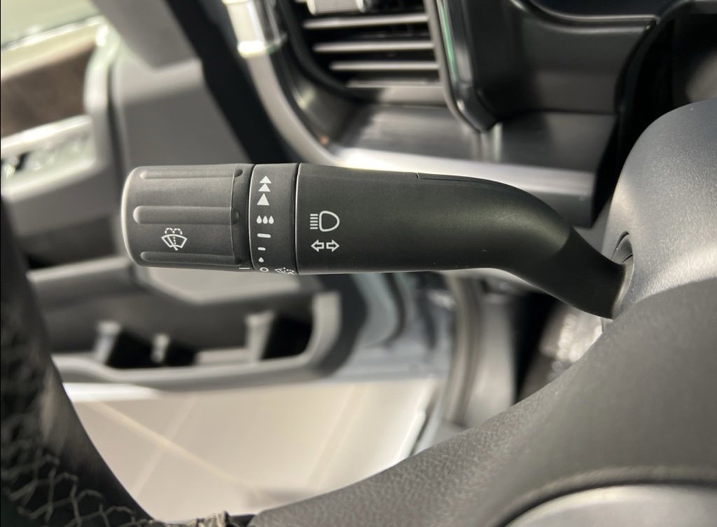 New 2026 Ford F350 Lariat w/ Black Appearance Package image 22