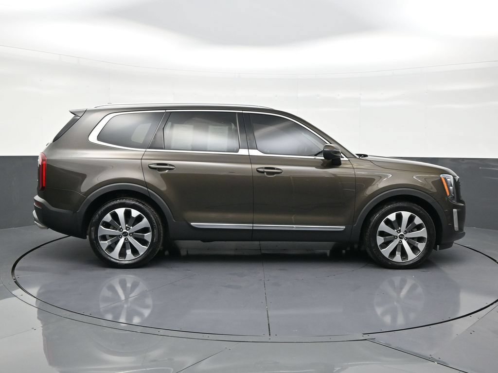 Used 2021 Kia Telluride EX w/ EX Premium Package FWD image 7
