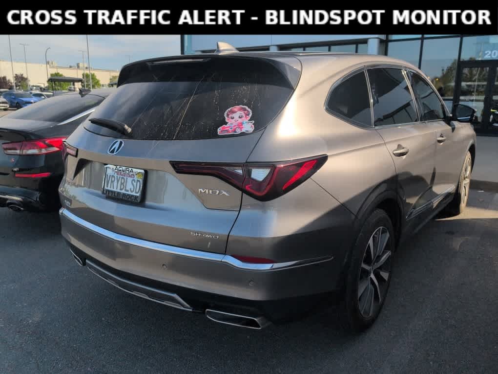 Used 2025 Acura MDX SH-AWD w/ Technology Package image 4