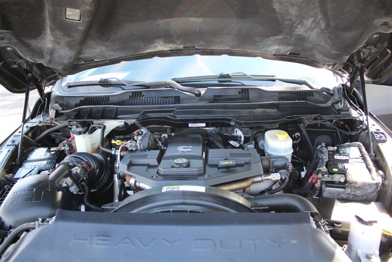 Used 2016 RAM 2500 Laramie w/ Convenience Group AWD/4WD image 44