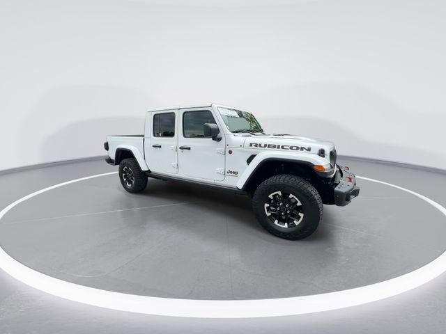 Used 2024 Jeep Gladiator Rubicon AWD/4WD image 2