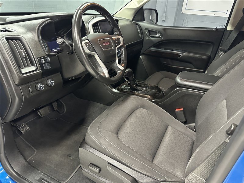 Used 2021 GMC Canyon Elevation w/ Driver Alert Package image 2