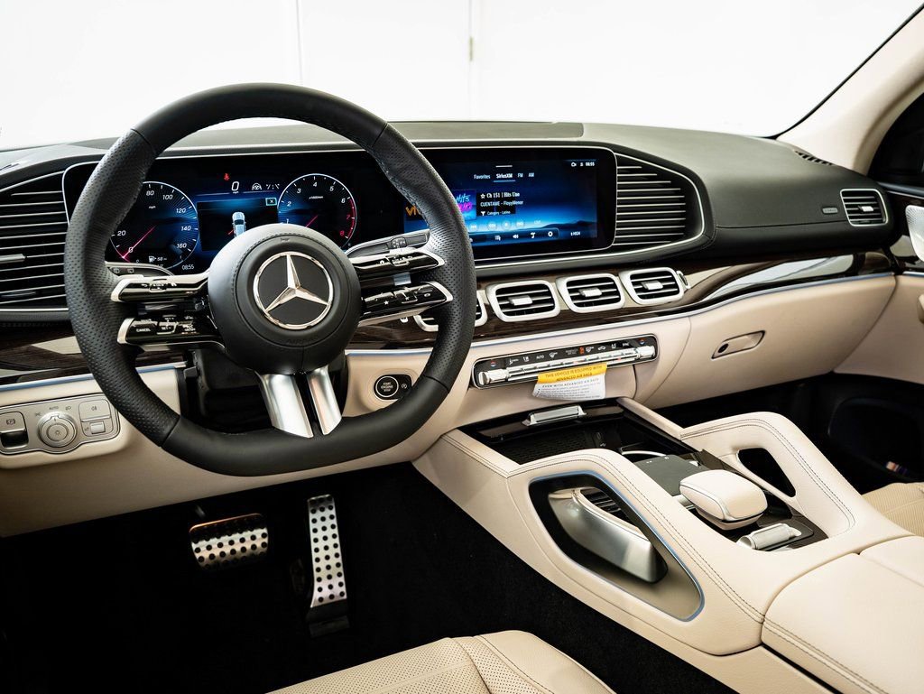 New 2026 Mercedes-Benz GLS 450 4MATIC image 4