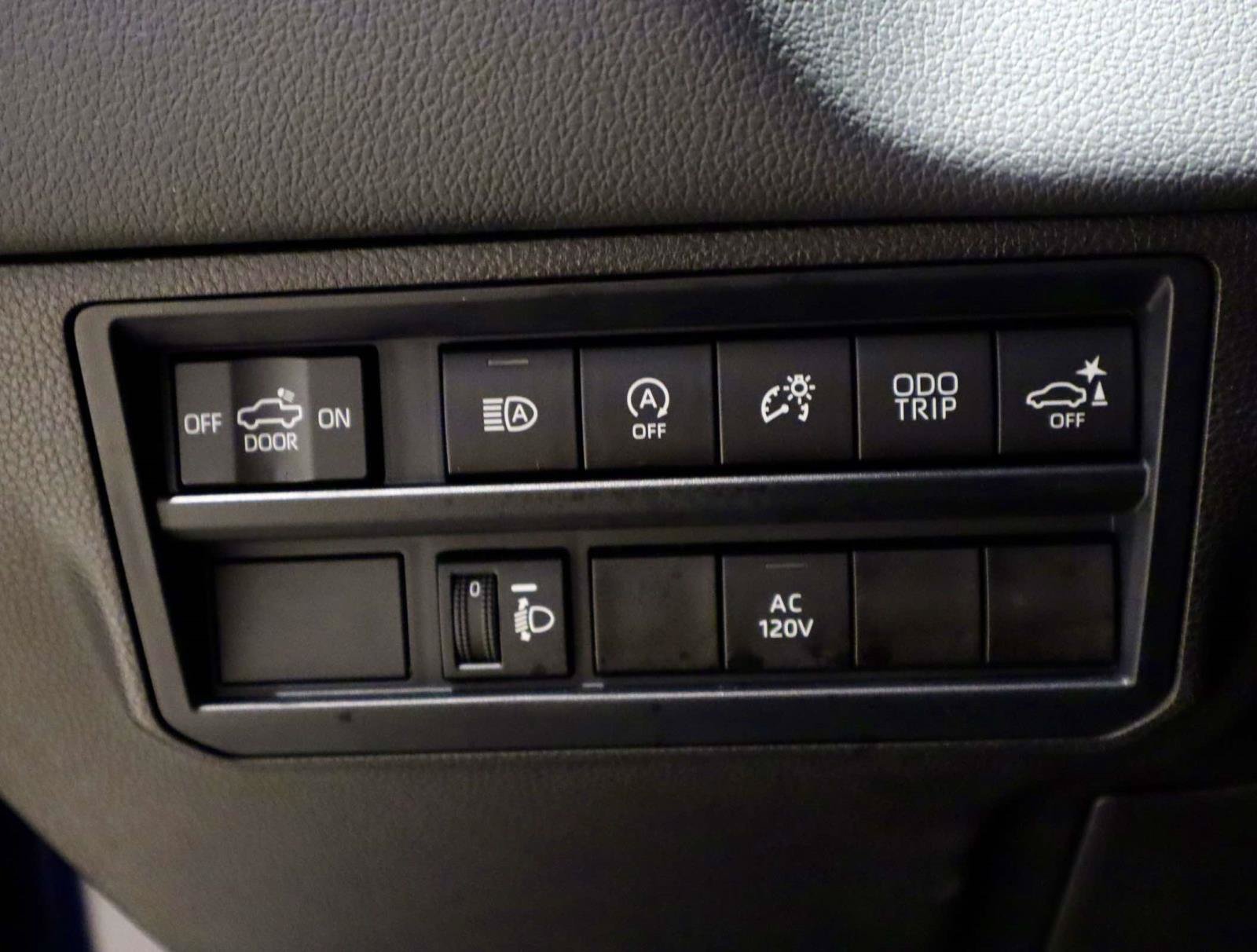 Used 2024 Toyota Tundra Limited w/ Power Package AWD/4WD image 20