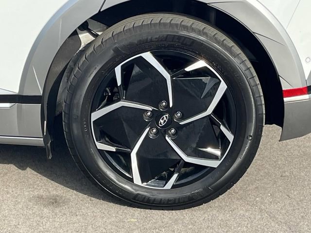 Certified 2024 Hyundai Ioniq 5 Limited RWD image 13