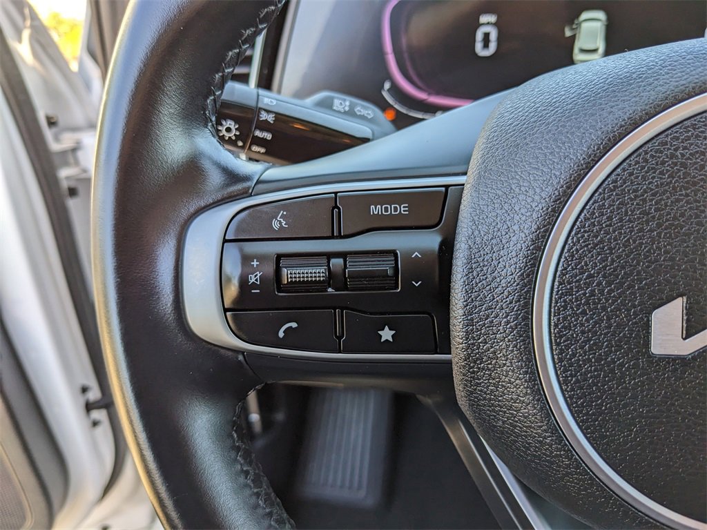 Certified 2023 Kia Sportage EX image 31