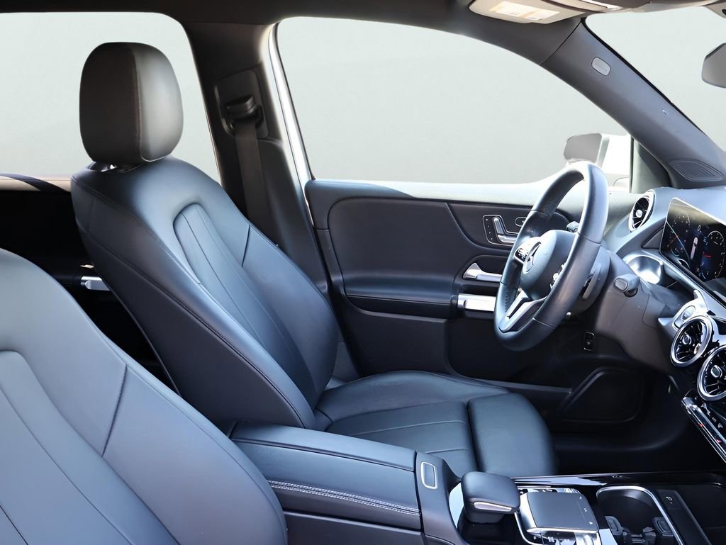 Used 2020 Mercedes-Benz GLB 250 4MATIC image 10