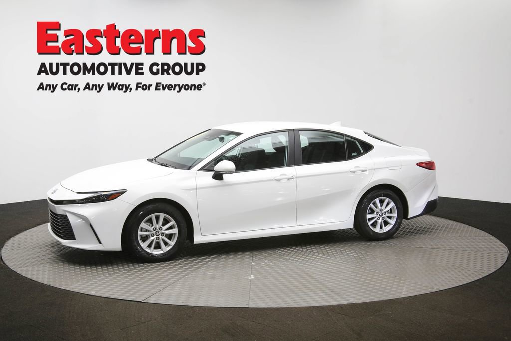 Used 2025 Toyota Camry LE FWD image 56