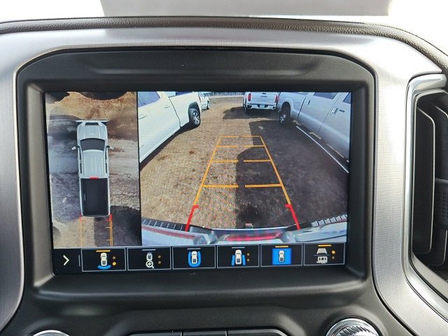 Used 2023 GMC Sierra 3500 SLT w/ SLT Premium Package image 23