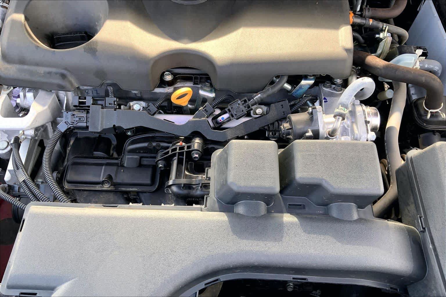 Used 2023 Toyota RAV4 XLE AWD/4WD image 33