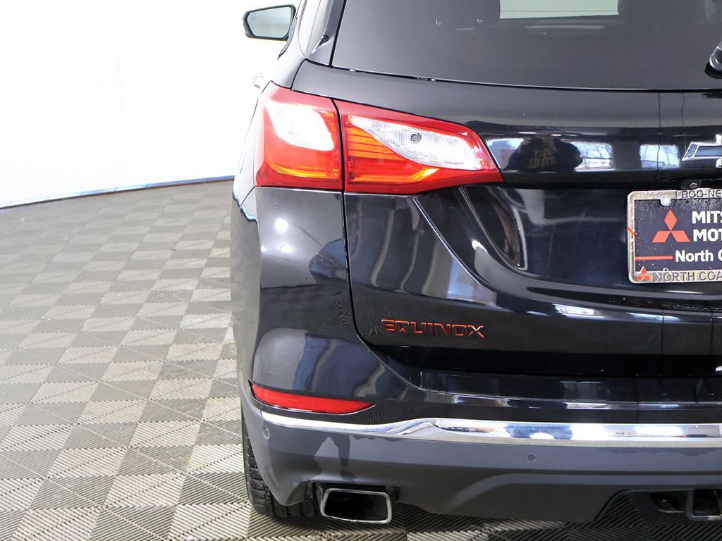 Used 2019 Chevrolet Equinox Premier w/ Premier Redline Edition image 13