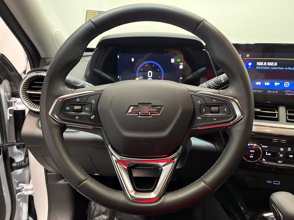 Used 2024 Chevrolet Trax ACTIV w/ Driver Confidence Package FWD image 6